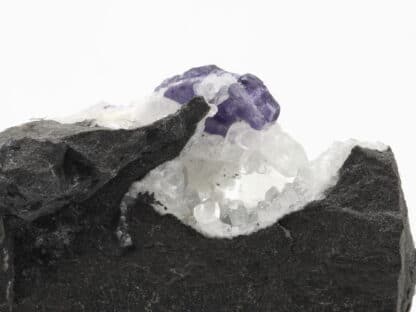 Fluorite sur Calcite, Glageon, Nord, Hauts-de-France.