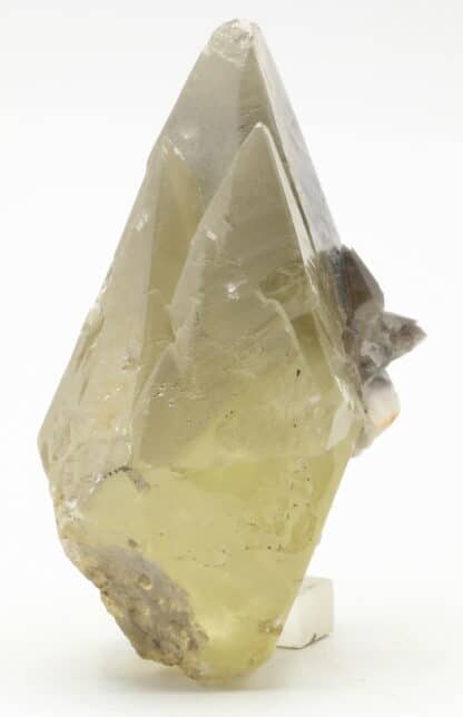 Calcite (macle), carrière de Glageon, Avesnois, Nord.