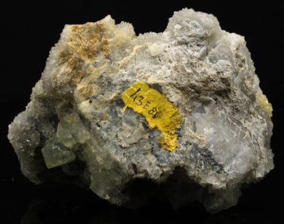 Baryte, Quartz et Fluorite, La Dreyt, près de Langeac, Haute-Loire.