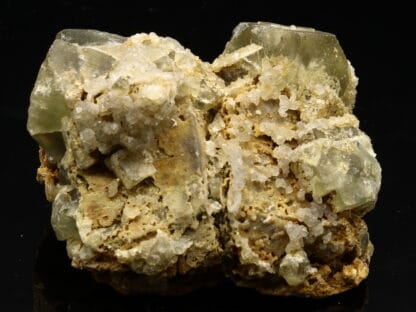 Fluorite verte et quartz, Aurouze, Mazerat-Aurouze, Brioude, Haute-Loire.