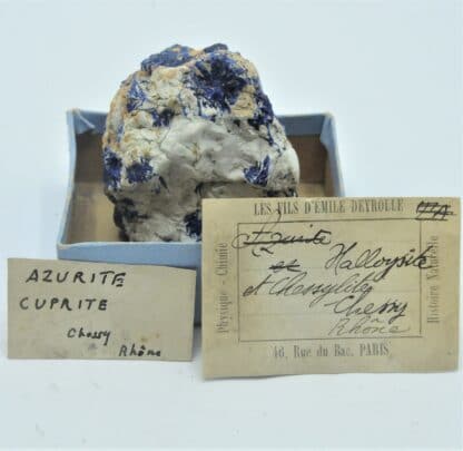 Halloysite et Chessylite (Azurite), Chessy-les-Mines, Rhône.