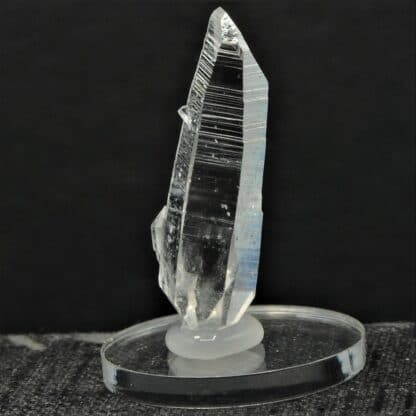 Cristal de Quartz muzo biterminé, Vaulnaveys, Isère.