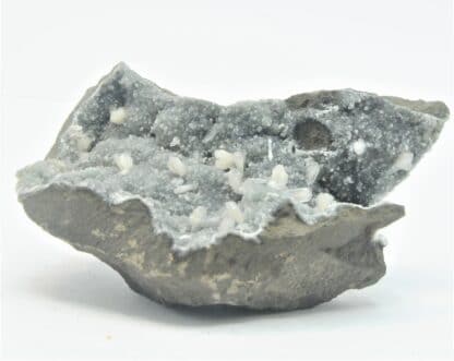 Stilbite sur Quartz, Trappes du Deccan, Inde.