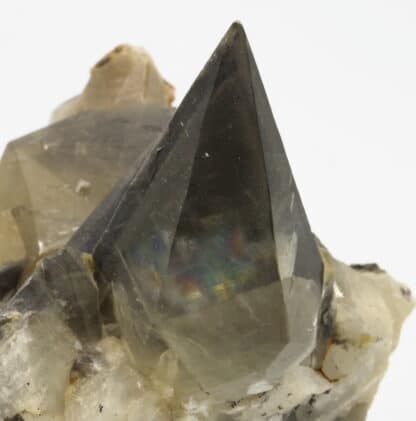 Calcite avec pyrite, carrière de Glageon, Nord, Hauts-de-France.