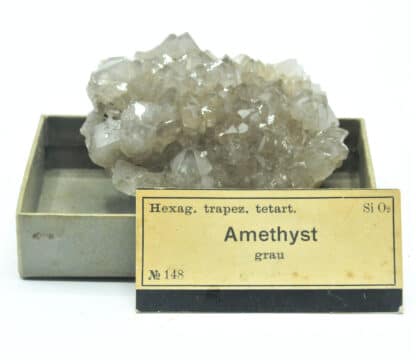 Amethyst grau (Quartz), Collections du Musée Bally en Suisse.