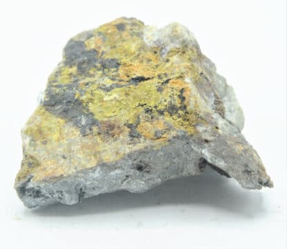 Gypse, Carminite et Pharmacobeudantite, Lauriéras, Haute-Vienne, Limousin.