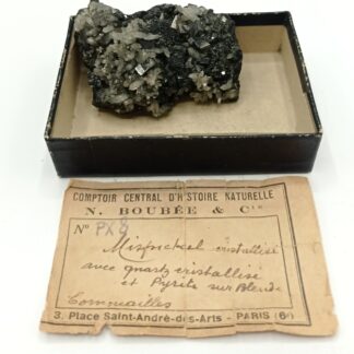 Arsénopyrite, Pyrite, Quartz et Sphalérite, Cornouailles (Cornwall), Royaume-Uni.