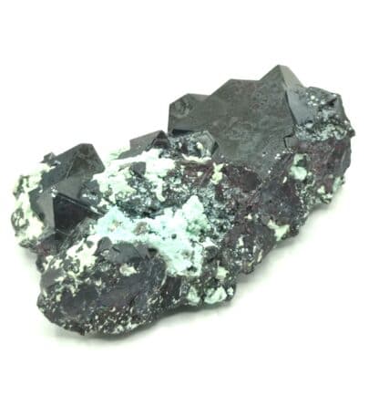 Cristaux de Cuprite rouge, mine de Mashamba, Katanga, Congo.