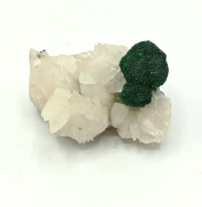 Malachite sur Calcite, Mashamba, Katanga, République Démocratique du Congo.