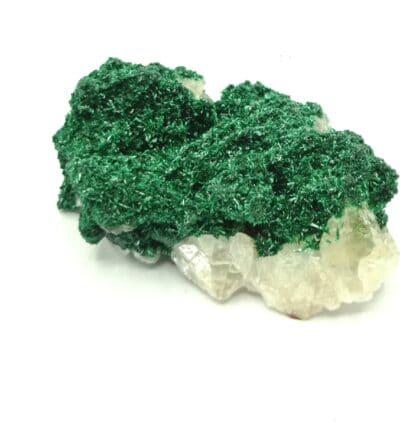 Malachite cristallisée sur Calcite, Katanga, République Démocratique du Congo.