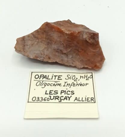 Opalite, Butte des Pics, Urçay, Allier, Auvergne.