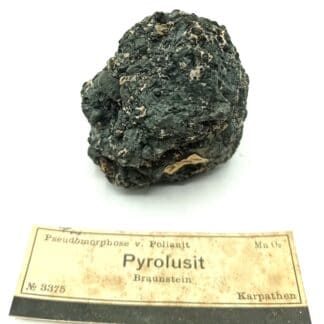 Pyrolusit (Pyrolusite), Karpathen (Carpathes), République Tchèque.