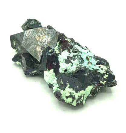 Cristaux de Cuprite rouge, mine de Mashamba, Katanga, Congo.