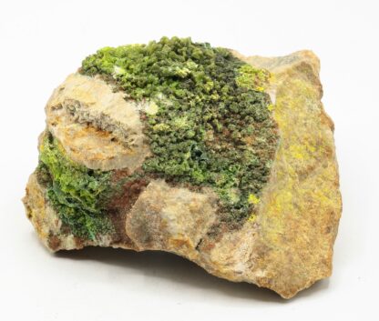 Autunite, Kerler, Lignol, Morbihan, Bretagne.