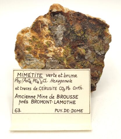 Mimétite, cérusite, mine de Brousse, Puy-de-Dôme.
