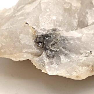 Bismuth dans quartz, Puy les Vignes, Haute-Vienne, Limousin.