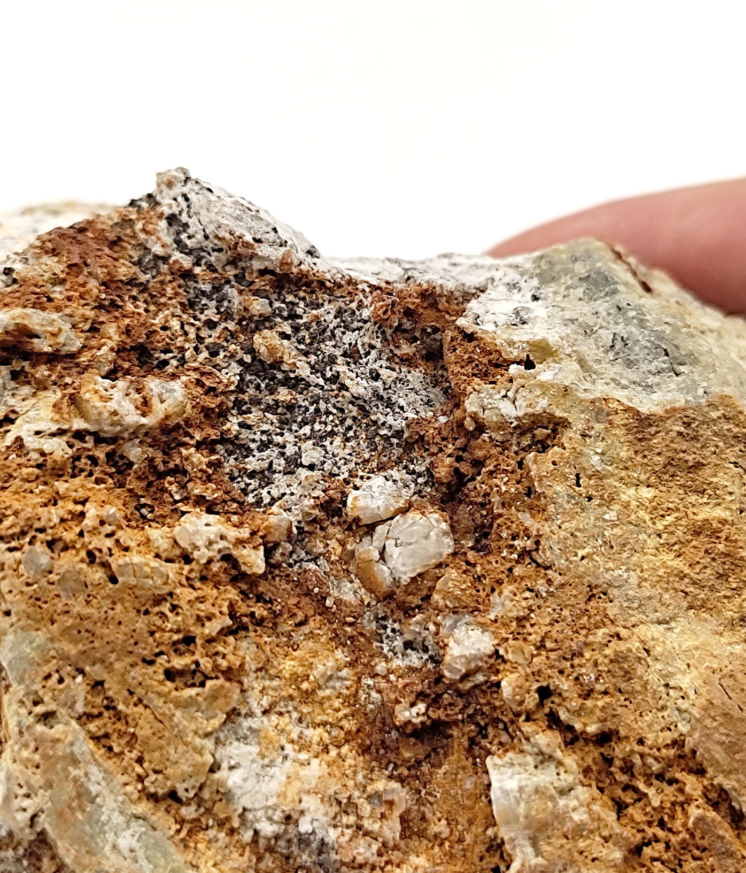 Blende et Quartz, mine de Brousse, Bromont-Lamothe, Puy-de-Dôme.