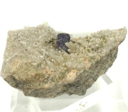 Fluorite (Fluorine) sur Quartz, Carrière de Nouaillas, Ambazac, Haute-Vienne.