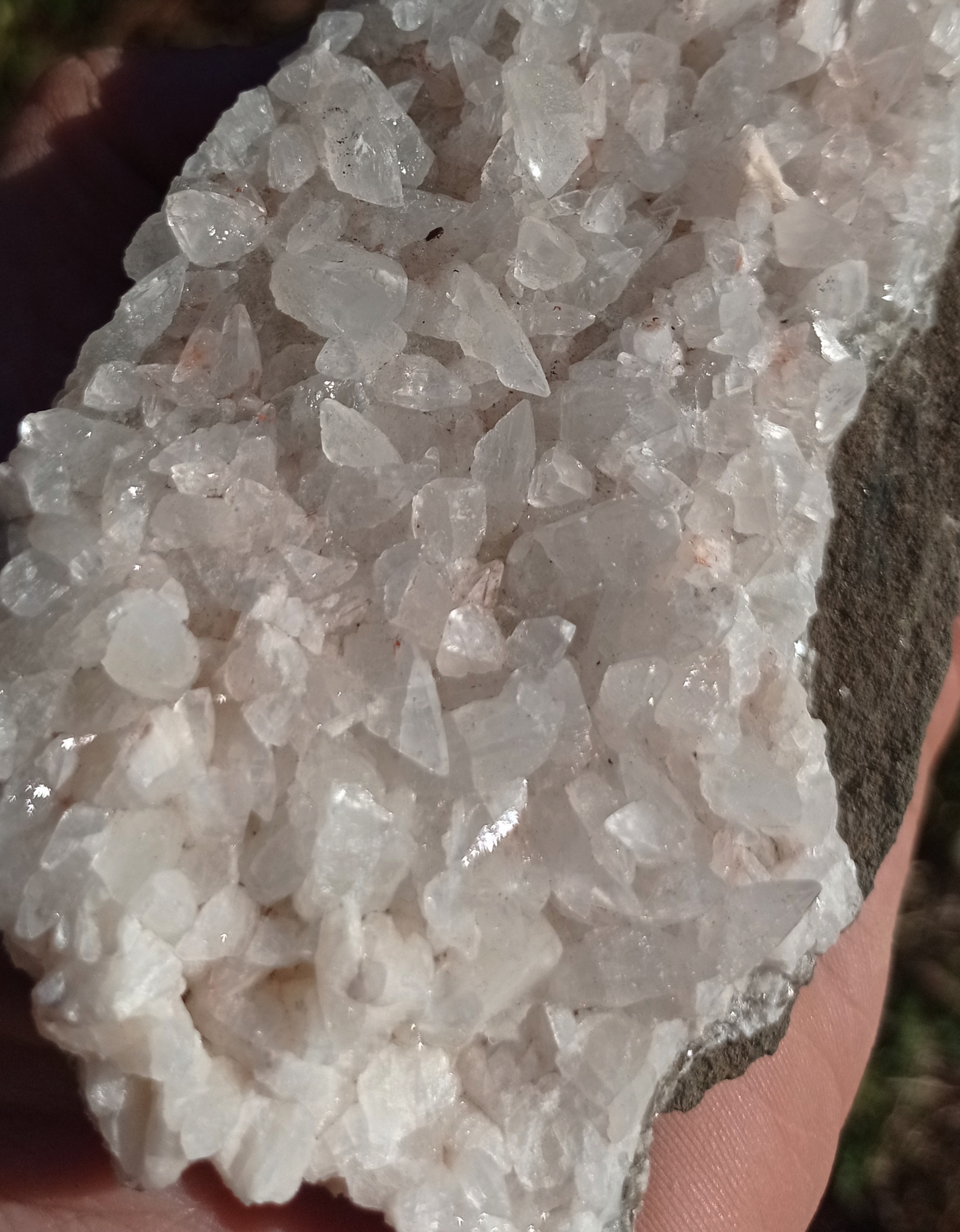 Calcite, Mine de fer de Joudreville (Piennes), Meurthe-et-Moselle.