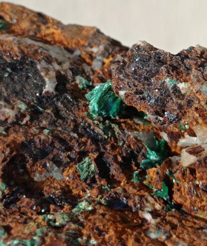 Chalcopyrite et Malachite, Cernay, Haut-Rhin, Alsace.