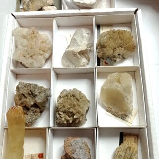 Lot de minéraux historiques du Musée Bally de Schönenwerd en Suisse.