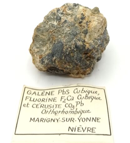Galène, Fluorine et Cérusite, Marigny-sur-Yonne, Nièvre, Morvan.