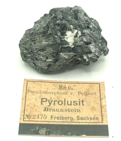 Pyrolusit (Pyrolusite), Freiberg, Saxe, Allemagne.