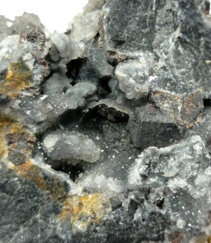 Sphalérite sur Quartz, Plombières (Bleyberg), Liège, Belgique.