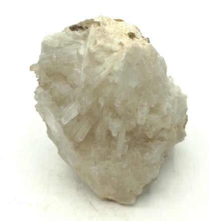 Natrolite, Puy de Marmant, Veyre-Monton, Puy-de-Dôme, Auvergne.