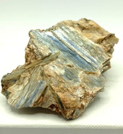 Disthène (Kyanite), Bretagne, Spécimen historique.