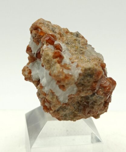 Grenat hessonite, Val d’Ala, Italie.