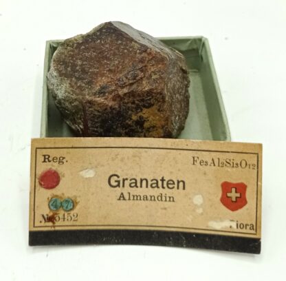 Granaten Almandin (Grenat), Fiora, Suisse.