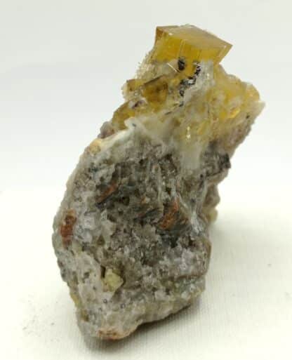 Fluorine (Fluorite) et Quartz, Vensat, Puy-de-Dôme, Auvergne.