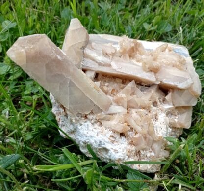 Baryte (Barytine), Mine de Maine (Reclesne), Morvan, Saône-et-Loire.