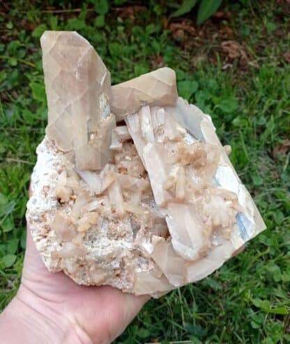 Baryte (Barytine), Mine de Maine (Reclesne), Morvan, Saône-et-Loire.