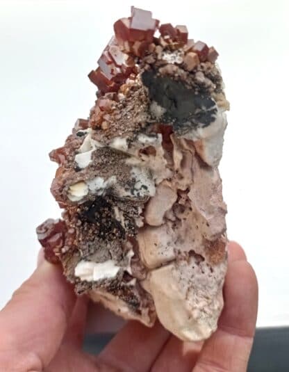 Vanadinite sur Baryte, Mibladen, Maroc.