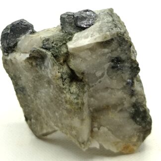 Molybdénite, Pyrite et quartz, Mont Larron, Haute-Vienne, Limousin.