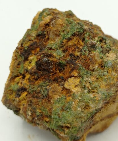 Pyromorphite et Mimétite, Mine de Brousse, Puy-de-Dôme, Auvergne.