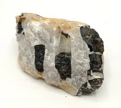 Tourmaline Schorl, Beauchaud, Forez, Puy-de-Dôme, Auvergne.