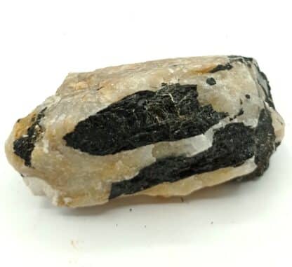 Tourmaline Schorl, Beauchaud, Forez, Puy-de-Dôme, Auvergne.