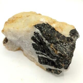 Tourmaline (Schorl), Beauchaud, Forez, Puy-de-Dôme, Auvergne.