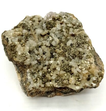 Pyrite, Dolomite et Améthyste (Quartz), Felsobanya, Cavnic, Roumanie.