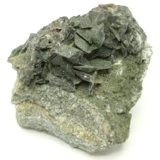 Axinite chloriteuse, Combe de La Selle, Oisans, Isère.