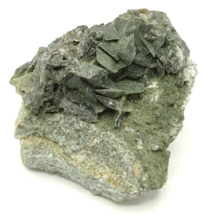 Axinite chloriteuse, Combe de La Selle, Oisans, Isère.