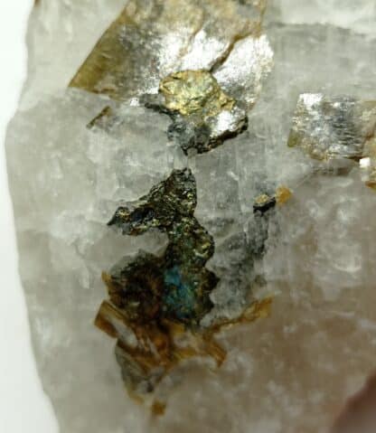 Cryolite, Sidérite et Chalcopyrite, Ivigtut Mine, Groenland.