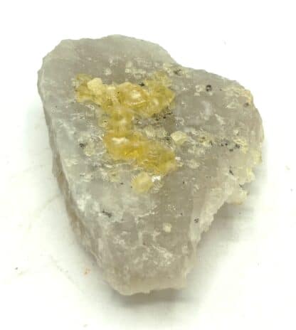 Fluorine (Fluorite) sur Quartz, Les Farges, Ussel, Corrèze.