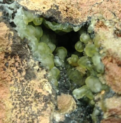 Smithsonite verte, Mine de Chessy, Chessy-les-Mines, Rhône.