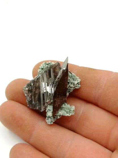Axinite, Les Rochers d’Armentier, Oisans, Isère. – Image 7