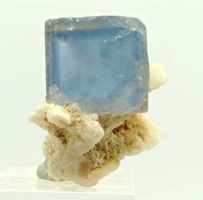 Fluorite sur Quartz, Le Beix, Puy-de-Dôme, Auvergne.