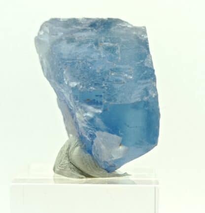 Fluorite (Fluorine) bleue, Mine de La Barre, Puy-de-Dôme, Auvergne.